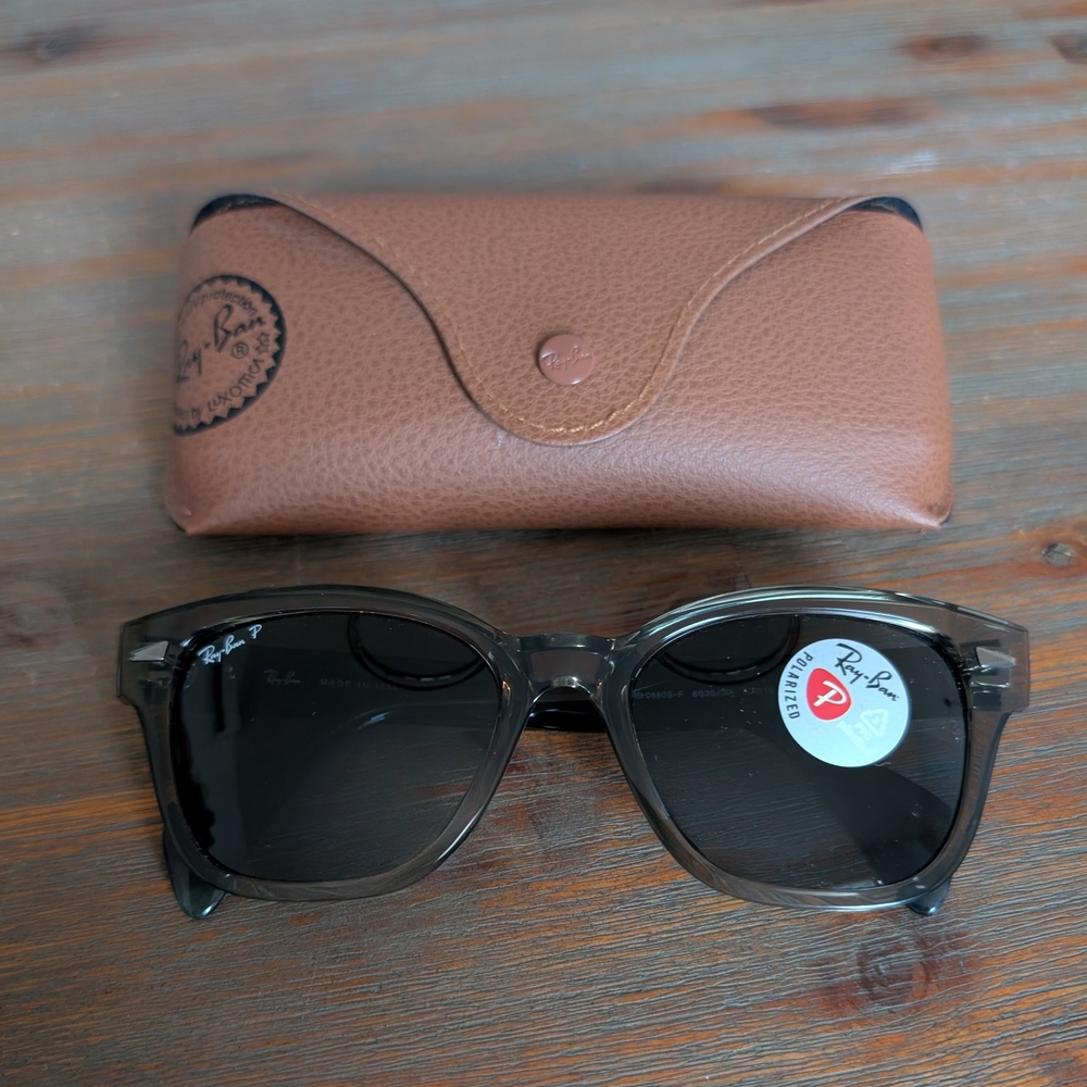 Ray-Ban Sunglasses with Brown Case